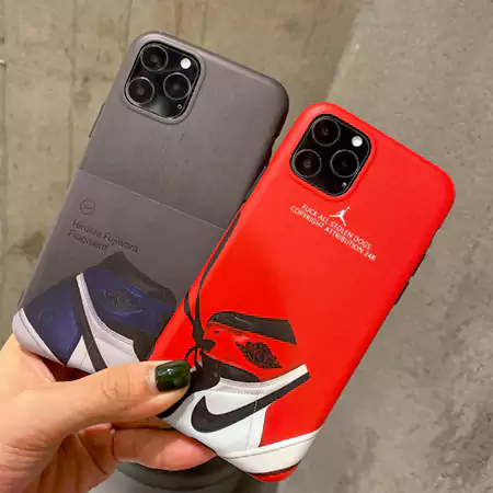 アディダス ブランド スマホケースiPhone17/17pro/17 promax/17 air 