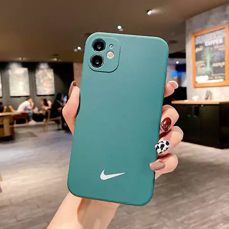 ナイキ ブランド スマホケースiPhone17/17pro/17 promax/17 air 