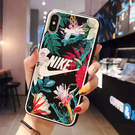 アディダス ブランド スマホケースiPhone17/17pro/17 promax/17 air 