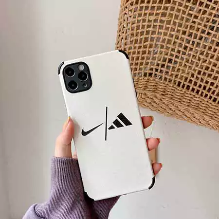 アディダス ブランド スマホケースiPhone17/17pro/17 promax/17 air 