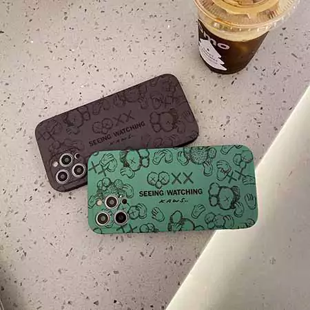 カウズ  ブランド スマホケースiPhone17/17pro/17 promax/17 air 