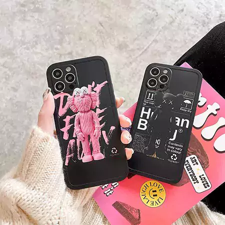 カウズ  ブランド スマホケースiPhone17/17pro/17 promax/17 air 