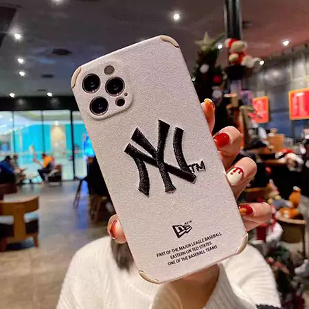 アディダス ブランド スマホケースiPhone17/17pro/17 promax/17 air 
