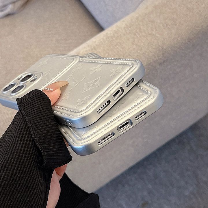 シリコン素材iPhone 15シリーズスマーケース