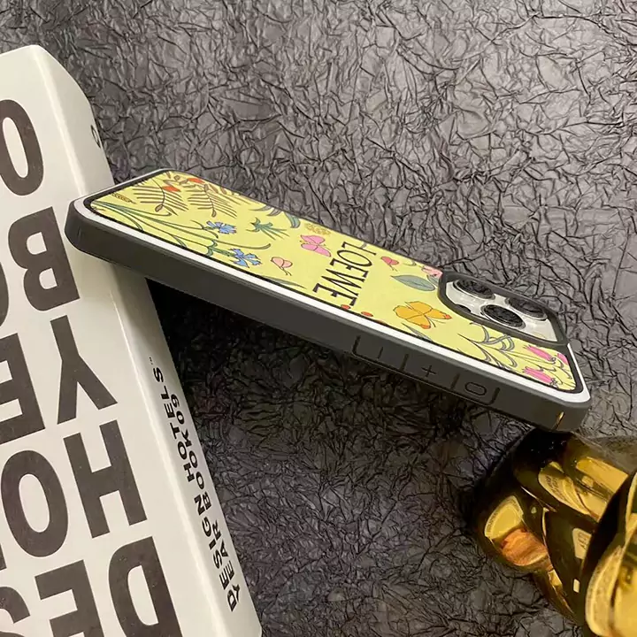 ブランドロエベiPhone15plusケース
