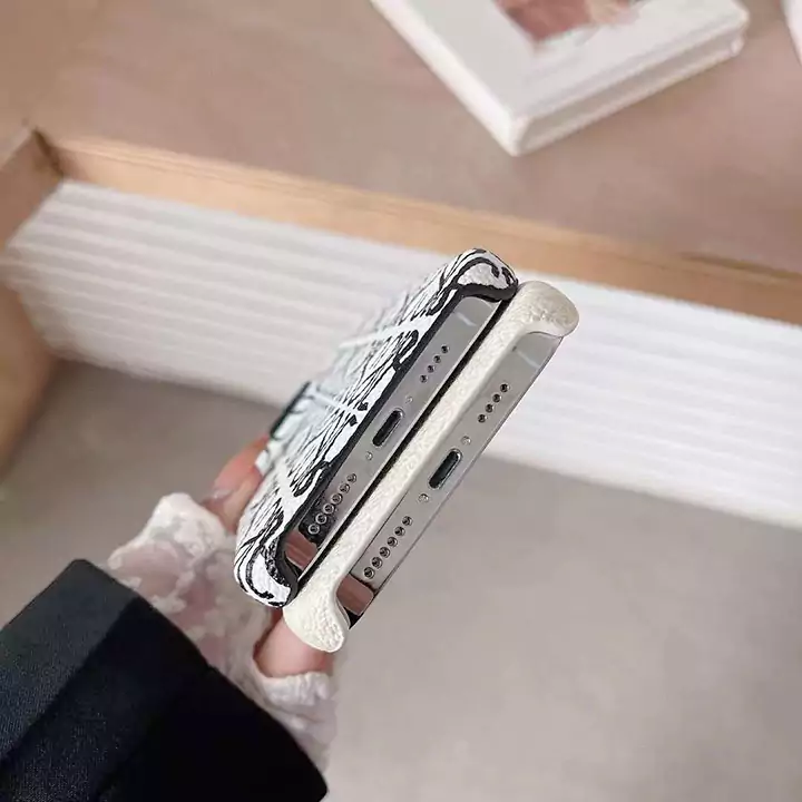 ロエベiPhone16pro/15promax/14plus/13スマホケース