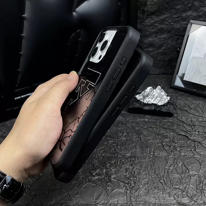 オフホワイト ブランド iPhone 15 プロマックス シリコン保護ケース