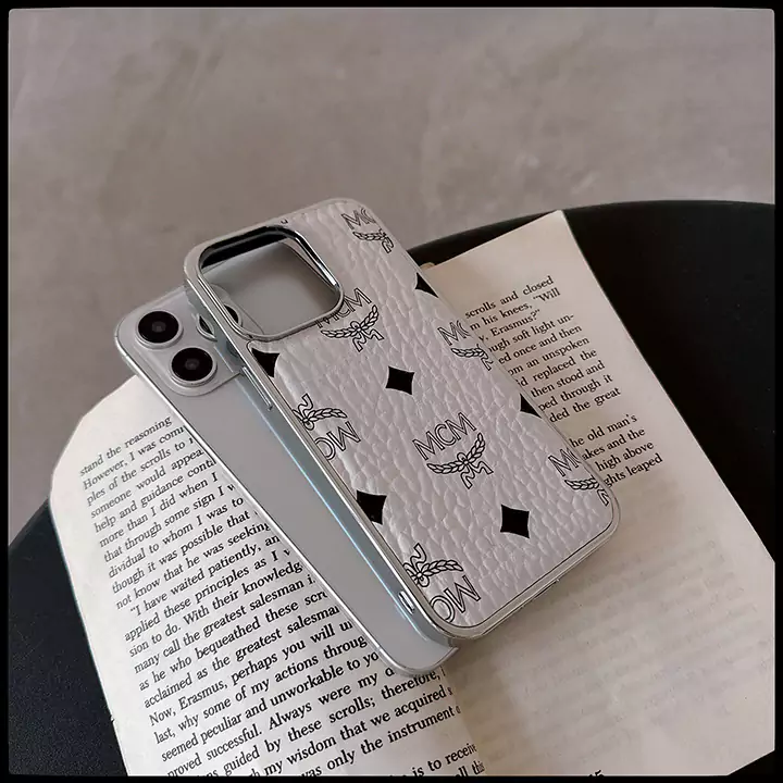 エムシーエムiPhone15promaxケース