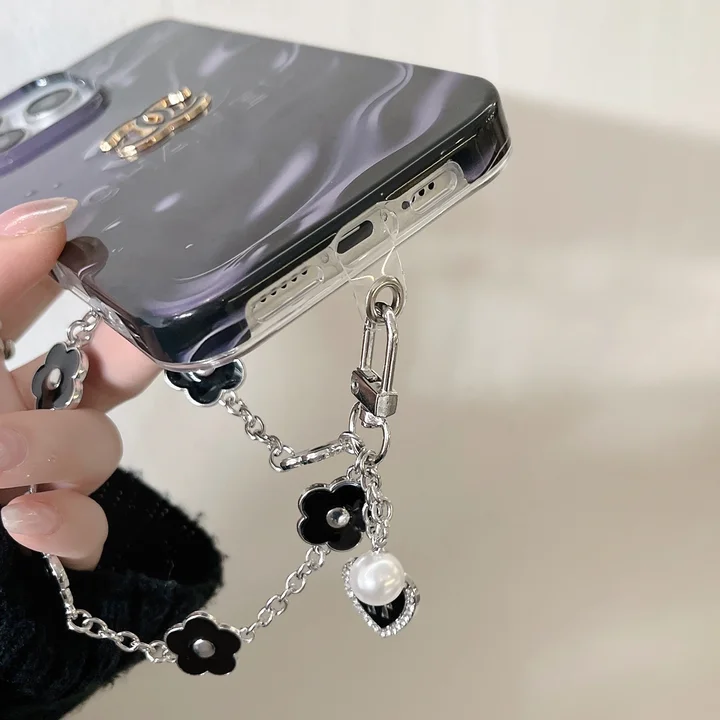 シャネル チェーン iPhone 17/16 Pro ケース