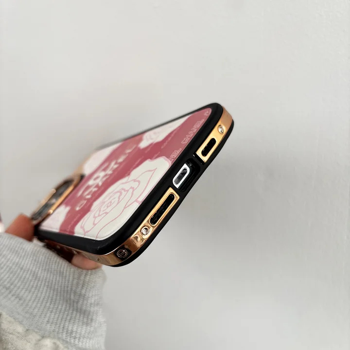 滑り止め・落下防止機能付きiPhone 17 Pro Maxケース