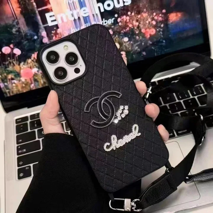 iPhone 保護ケース 人気 女性向け ブランド