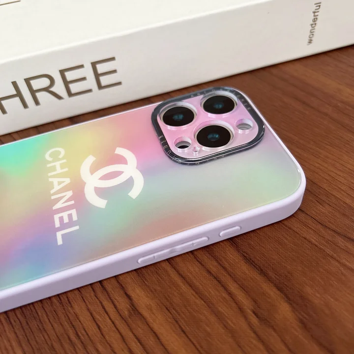 人気ブランドの女性向けiPhone15保護ケース