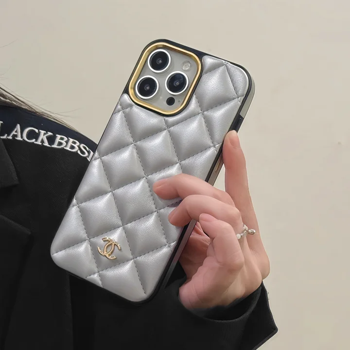 高級ブランドスマホケース