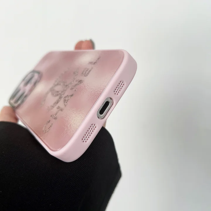 シャネルスタイル iPhone 15 Pro Maxケース