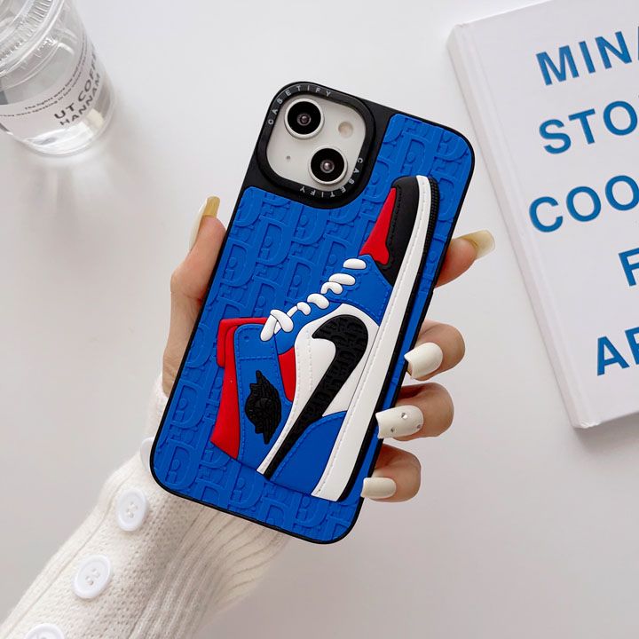 かわいいナイキ風 iphone17 pro ケース ブランドNIKEスマホケース 大人キラキラ