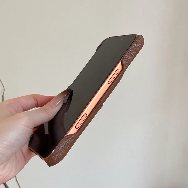 おすすめシャネル風 iphone15 ケース ブランドCHANELスマホケース 芸能人傷防止