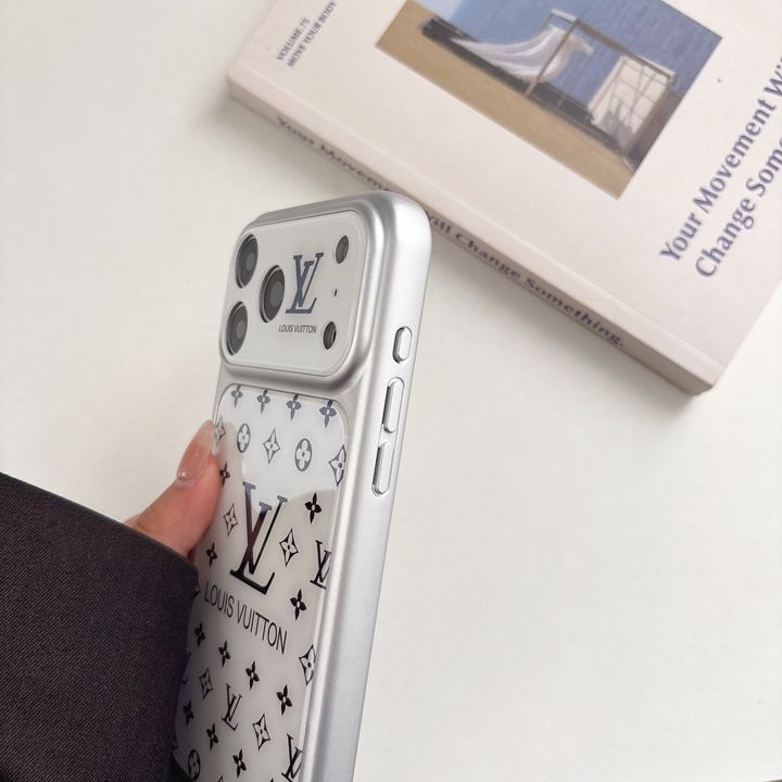 ルイヴィトン風 iphone18 pro ケース ブランドLVスマホケース かっこいい 高校生 キラキラ