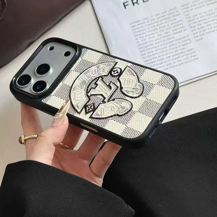 面白いクロムハーツ風 iphone 16pro ケース ブランドCHスマホケース 大人アンチグレア