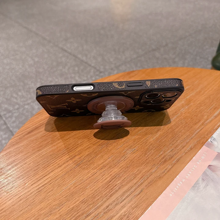 シンプル大人滑り止めルイヴィトン風iphone18ケースブランドLVスマホケース