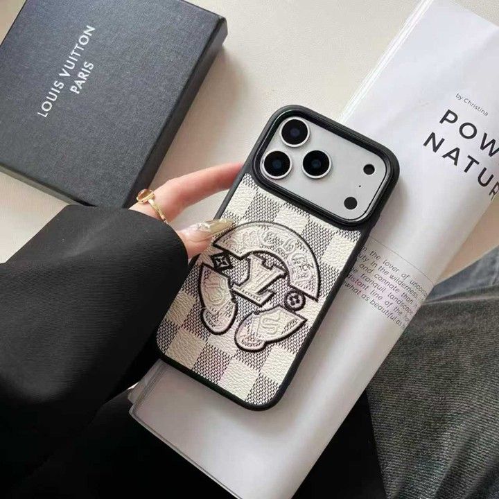人気クロムハーツ風 iphone16pro max ケース ブランドCHスマホケース カップル綺麗