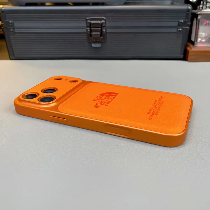 面白いノースフェイス風 iphone 16pro ケース ブランド THE NORTH FACEスマホケース 大人公式