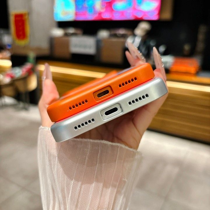バレンシアガ風 iphone16pro max ケース ブランドbalenciagaスマホケース 安い メンズ 最強