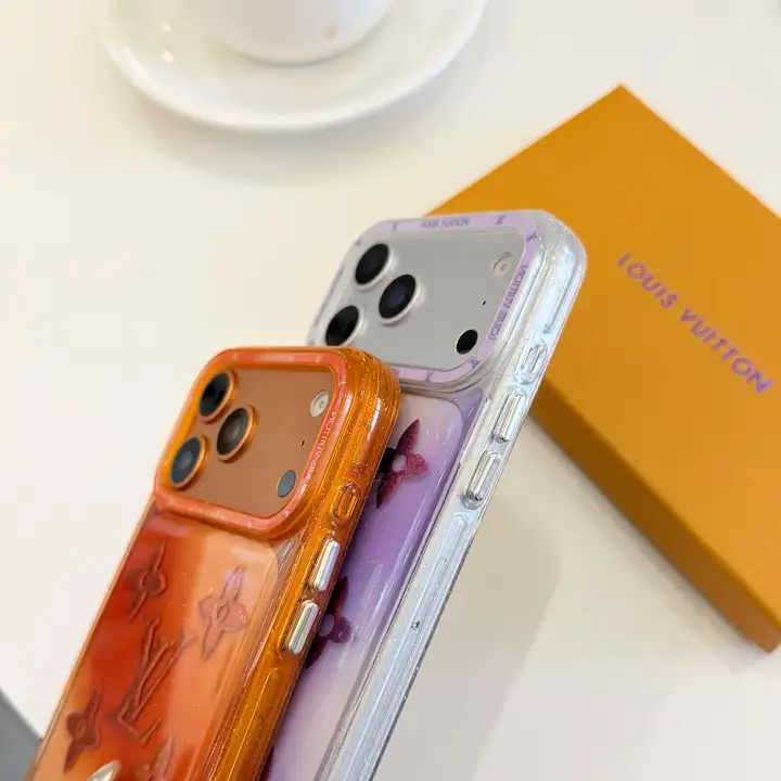 かわいいレディースキラキラルイヴィトン風iphone17proケースブランドLVスマホケース