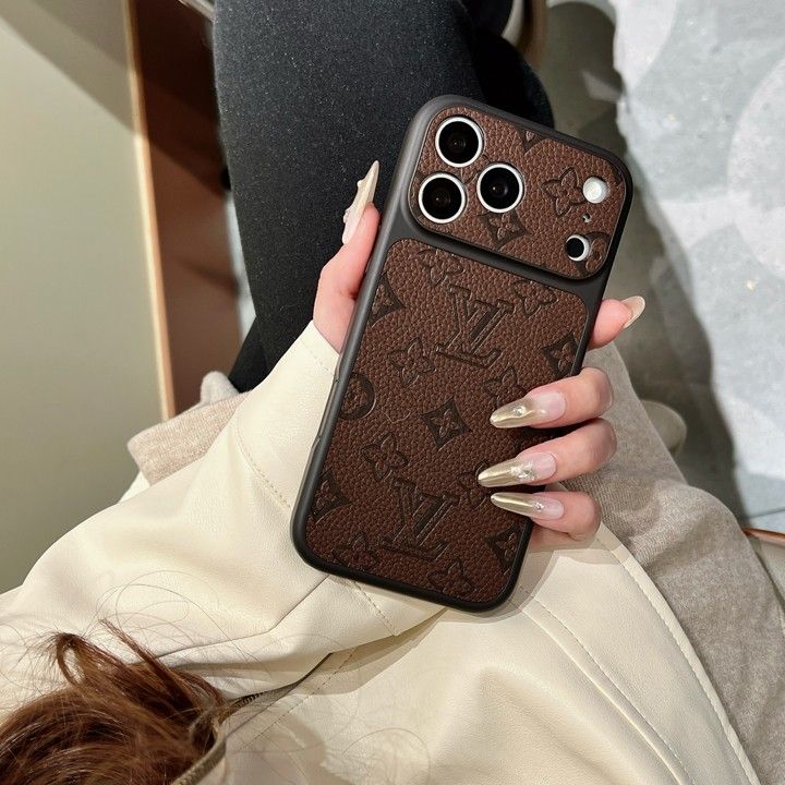 流行りルイヴィトン風 iphone18 ケース ブランドLVスマホケース 芸能人限定