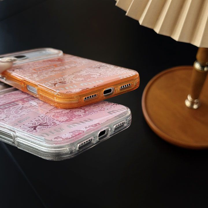 シンプルミュウミュウ風 iphone18 pro ケース ブランドMIUMIUスマホケース レディース頑丈