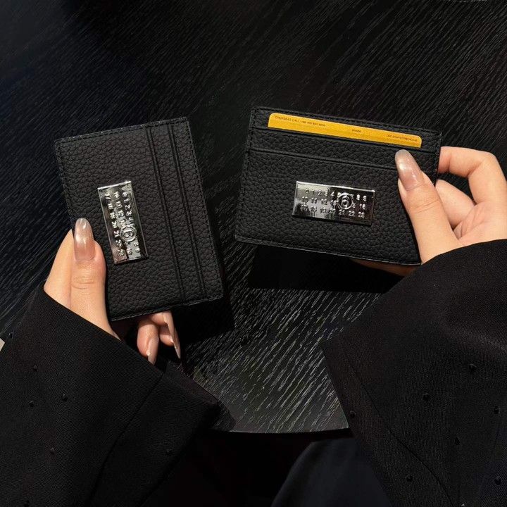 かっこいいメゾンマルジェラ風 iphone17 pro max ケース ブランドMason Magillarスマホケース 芸能人最強