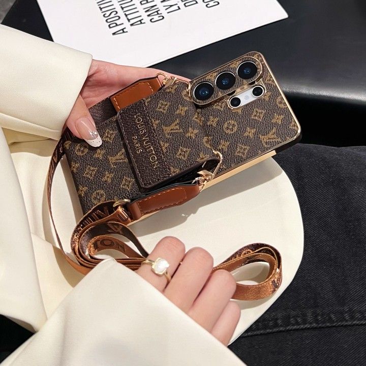 かっこいい手帳 型風 iphone17 pro max ケース ブランドgucci スマホケース 芸能人四角保護