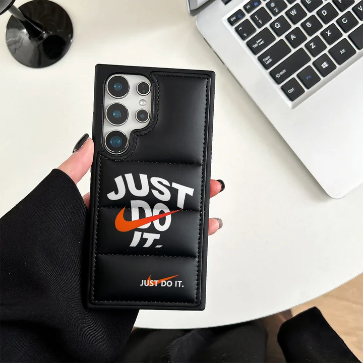 かっこいいナイキ風 iphone17 pro max ケース ブランドNIKEスマホケース 大人防塵