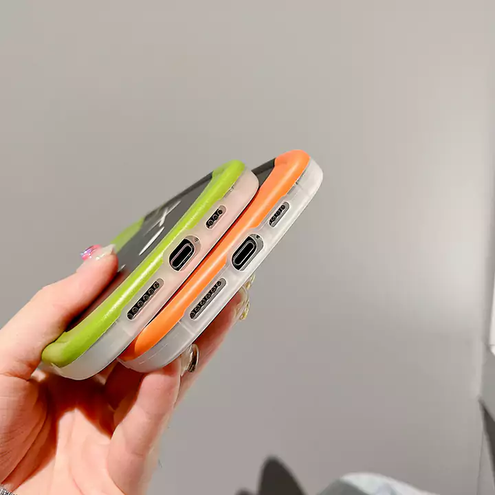 ストリートカップル軽量ベアブリック風iphone16ケースブランドbearbrickスマホケース