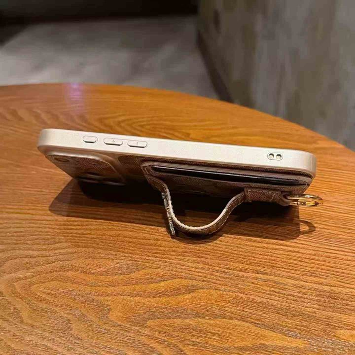 コーチ風おしゃれ芸能人衝撃吸収iphone15ケースブランドcoachスマホケース