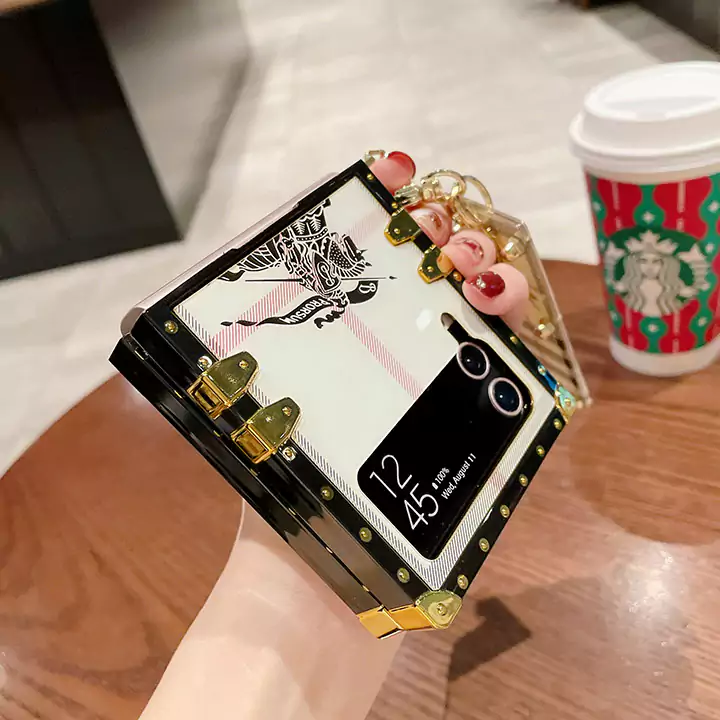 iphone12 ケース バーバリー ブランド 保護ケース かわいい カップル 画面保護