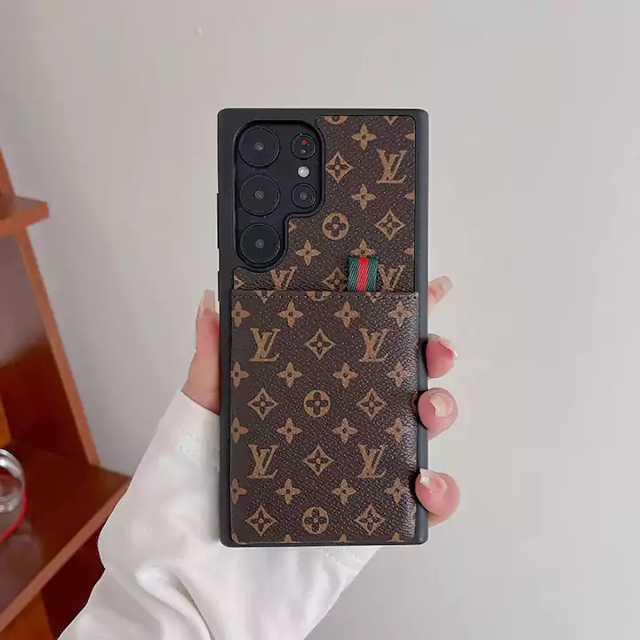iphone16 pro max ケース バーバリー ブランド スマホケース おしゃれ レディース キラキラ