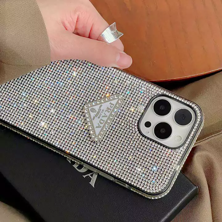 プラダおしゃれ芸能人衝撃吸収iphone15ケースブランド