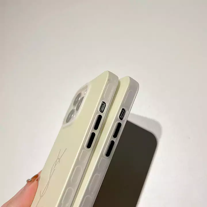 ジバンシー風安いレディース新作iphone16promaxケースブランドGivenchyスマホケース