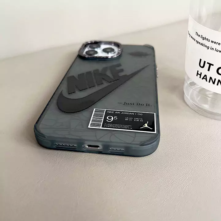 ナイキアウトドア高校生軽量iphone17promaxケースブランド