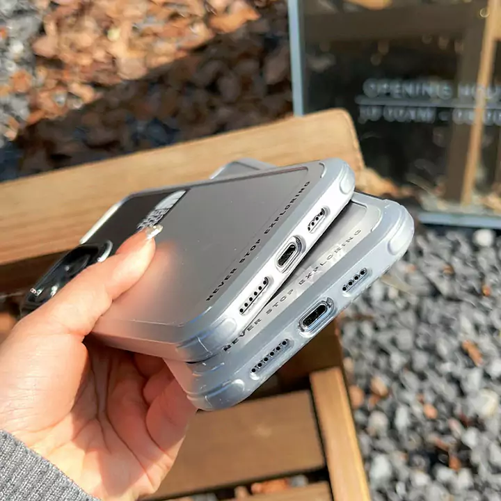 ザ・ノース・フェイス iphone17 pro ケース ハイブランド おすすめ 高校生 傷防止