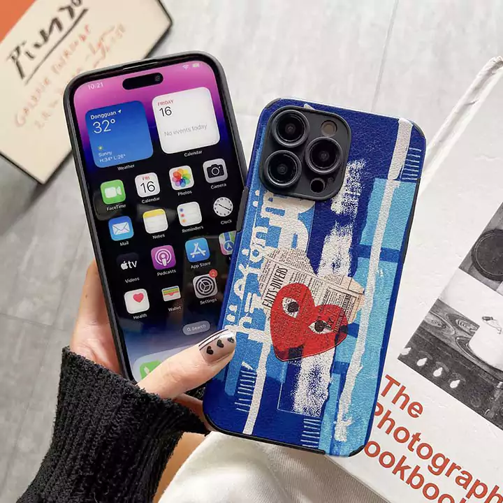 コムデギャルソン風かっこいいメンズ薄型iphone17ケースブランドCDGスマホケース