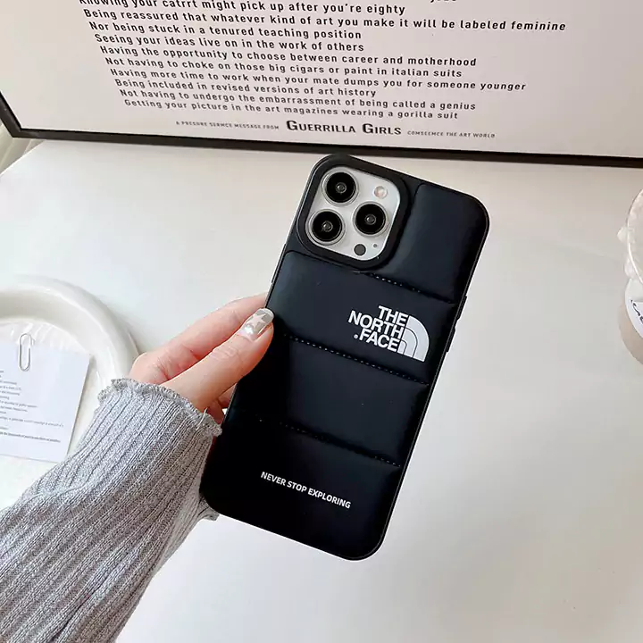 ザ・ノース・フェイス iphone17 pro max ケース ハイブランド おしゃれ 芸能人 多機能