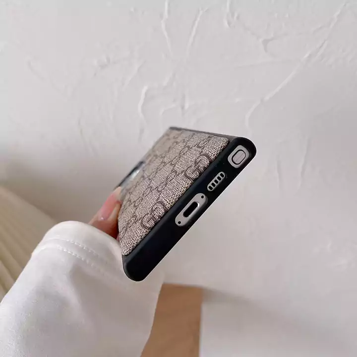 iphone17 pro max ケース バーバリー ブランド スマホケース おしゃれ レディース 軽量