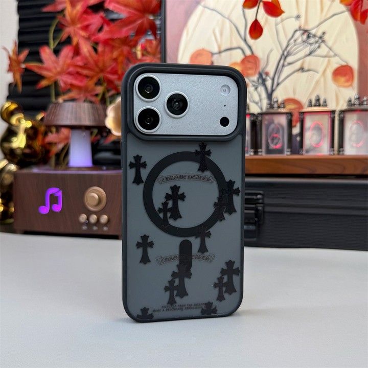 クロームハーツ風かっこいいメンズ薄型iphone17ケースブランドCHスマホケース