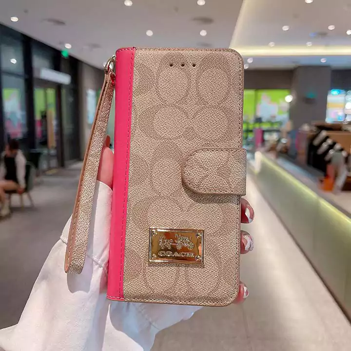 iphone17 pro ケース コーチ ハイブランド スマホケース おすすめ 高校生 傷防止
