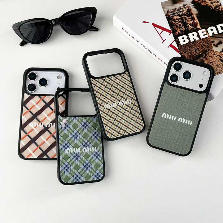 かわいいレディースキラキラミュウミュウ風iphone17proケースブランドmiumiuスマホケース