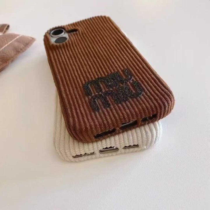 人気メンズ限定ミュウミュウ風iphone16proケースブランドmiumiuスマホケース