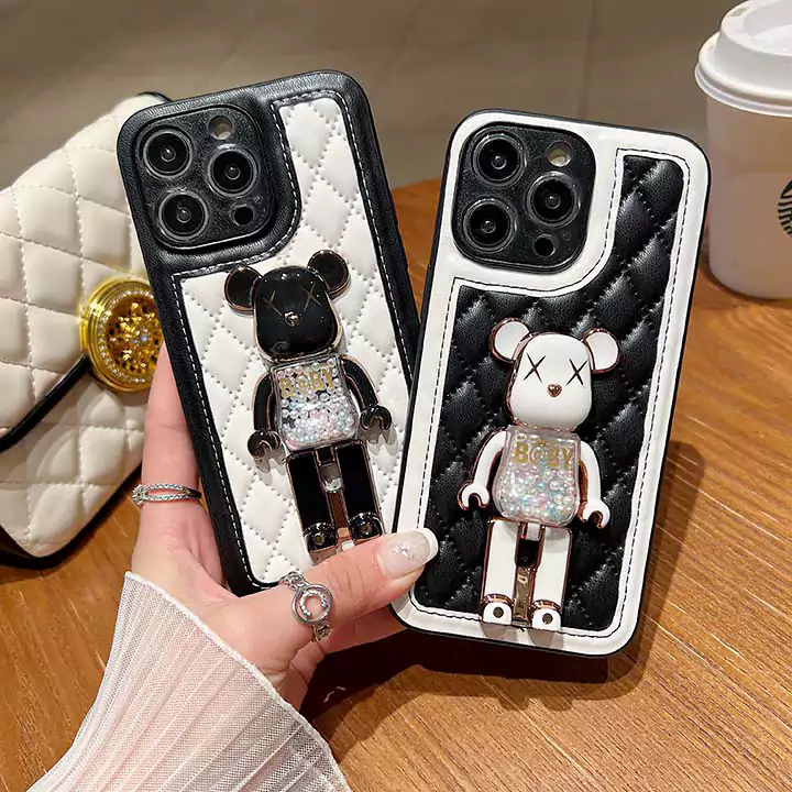 ベアブリック風かっこいいメンズ薄型iphone18proケースブランドbearbrickスマホケース