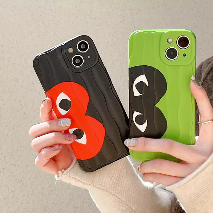 コムデギャルソン風かっこいいメンズ薄型iphone18proケースブランドCDGスマホケース
