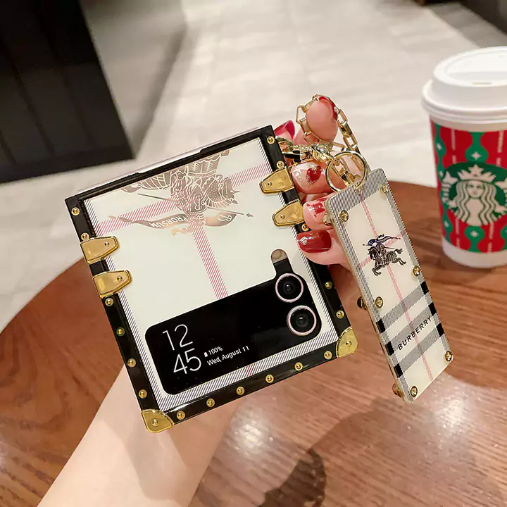 iphone13 ケース バーバリー ブランド 保護ケース おしゃれ 高校生 傷防止